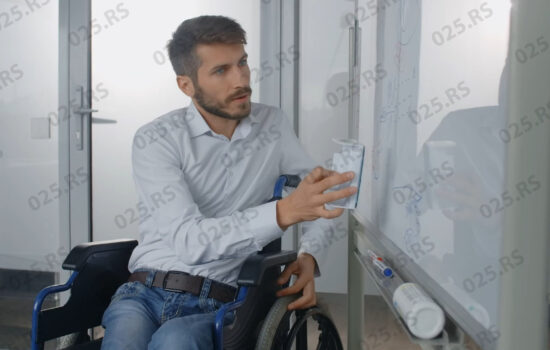 Osobe sa invaliditetom