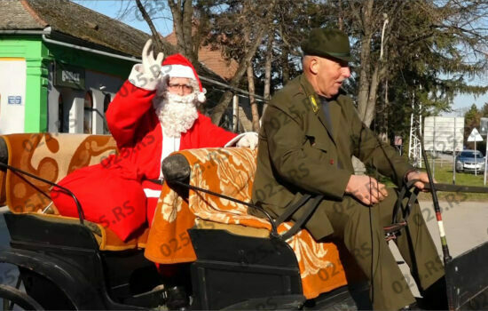 Deda Mraz na kočijama