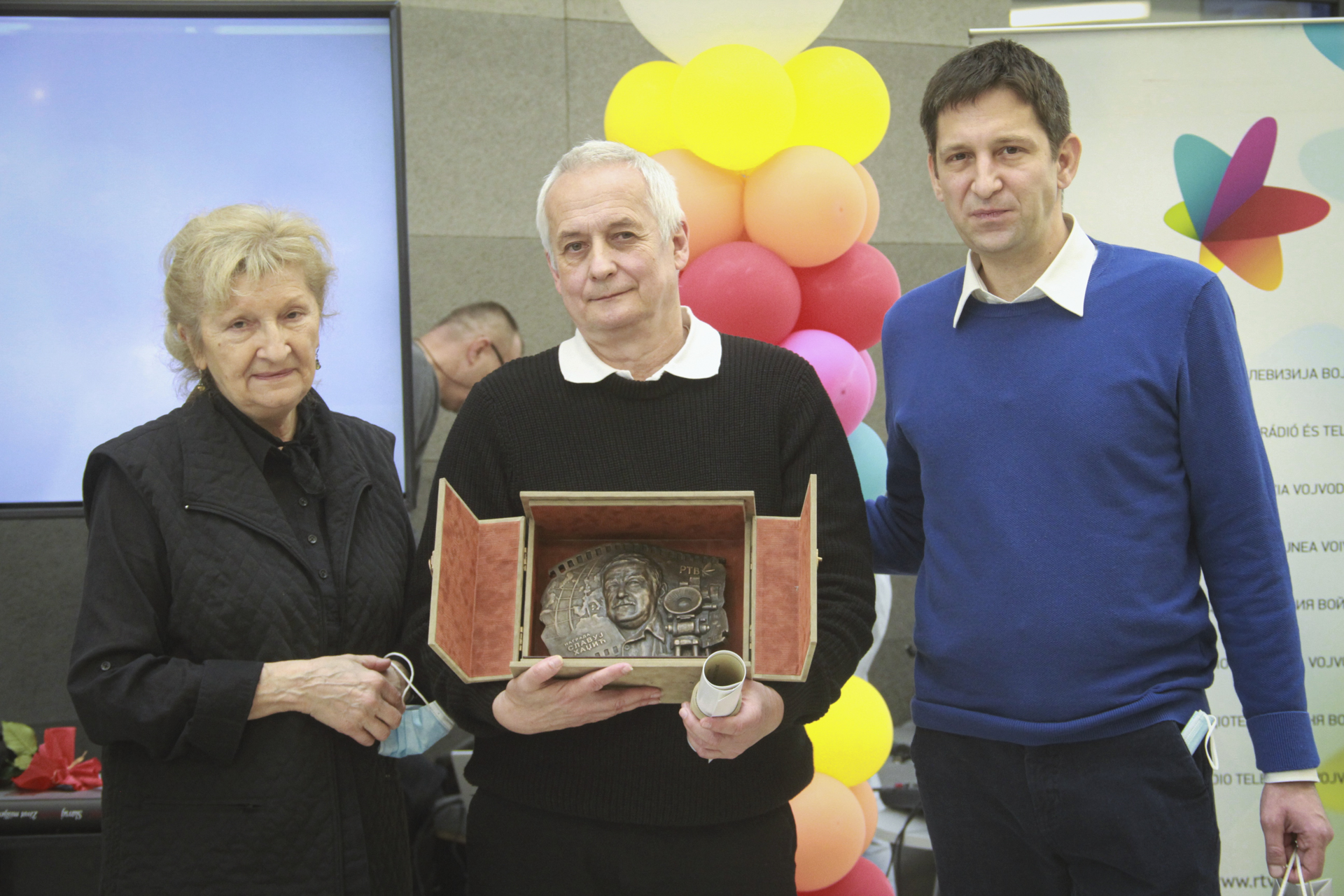 Borislav Hložan sa porodicom Slavuja Hadžića