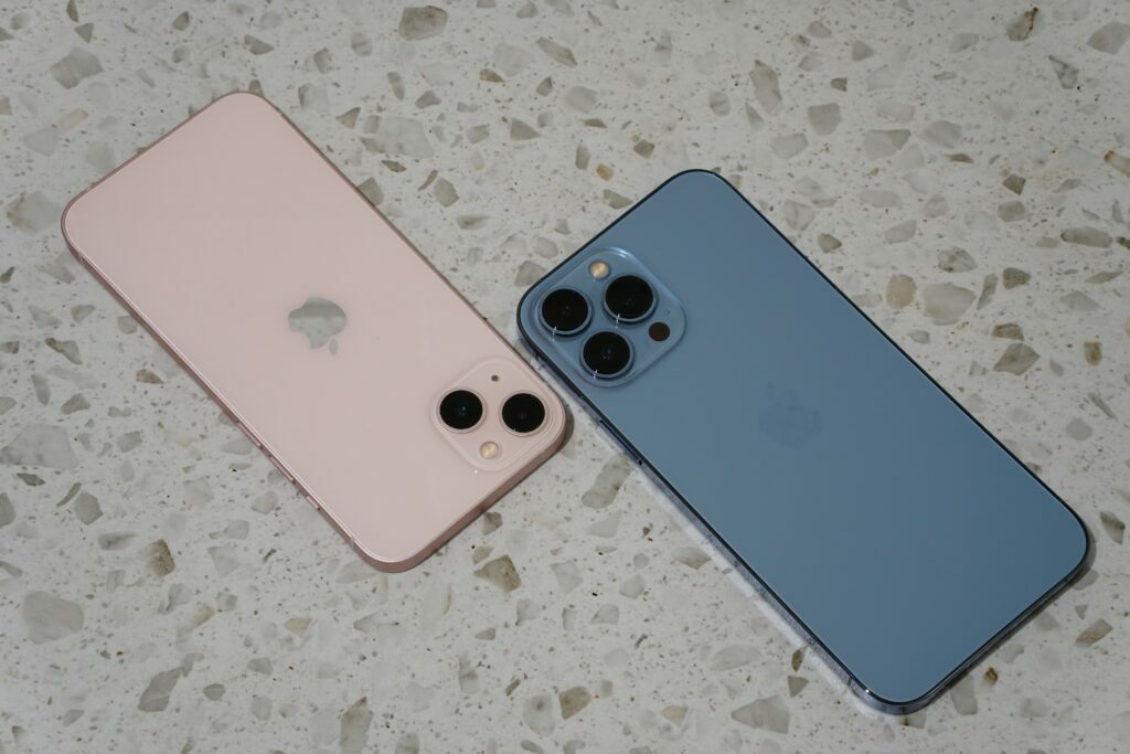 Apple - Iphone 13