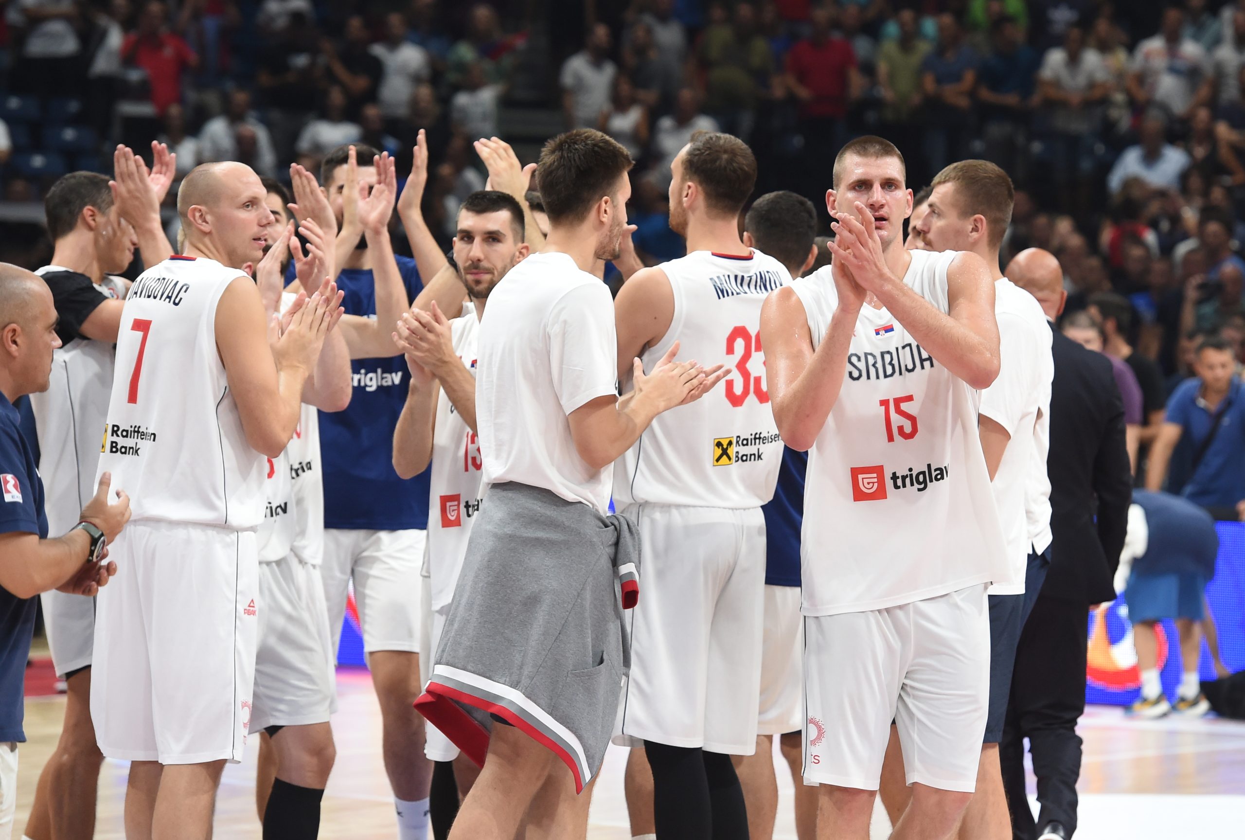 Srbija sa šest igrača srušila Janisovu Grčku! www.025.rs