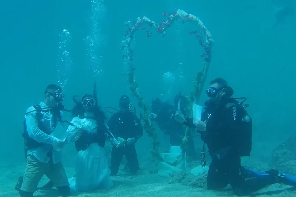 Venčanje pod vodom