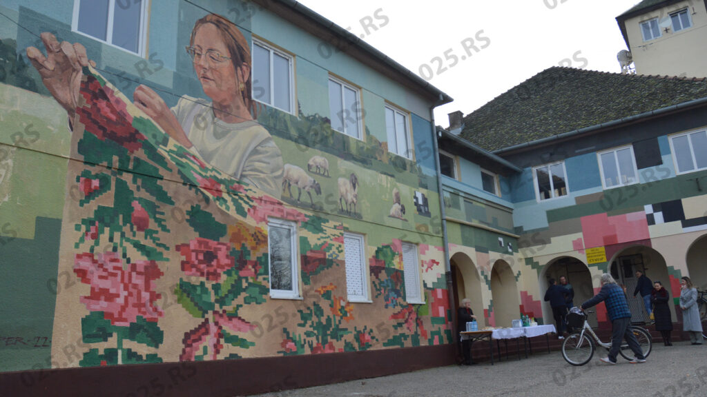 Stapar, mural Staparska ruža 2