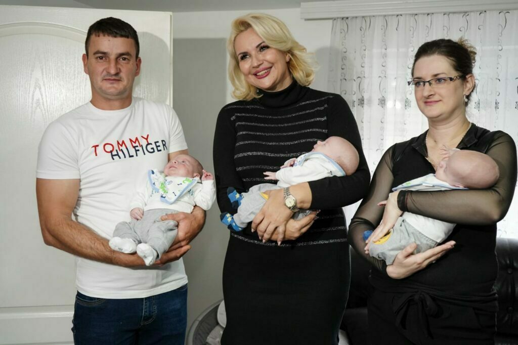 Darija Kisić i porodica Jović