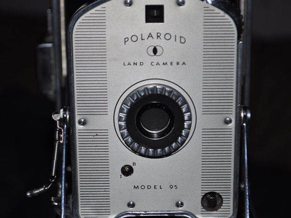 polaroidni foto-aparat