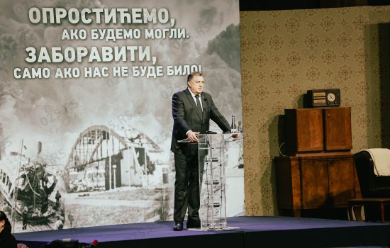 U Somboru obeležen Dan sećanja na stradale u NATO agresiji - Milorad Dodik