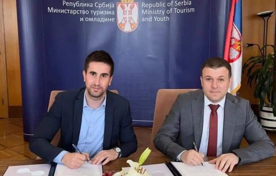 Antonio Ratković - potpisivanje ugovora 3