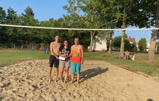 "Fantastična trojka" pobednik turnira odbojke na pesku u Gakovu