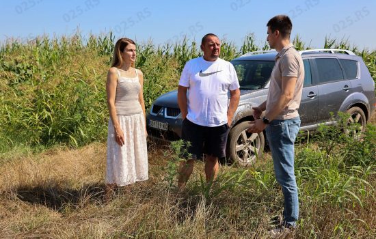 Državna sekretarka Dušanka Golubović i Gradonačelnik Antonio Ratković sa poljoprivrednicima obišli atare koji su pretpeli štetu