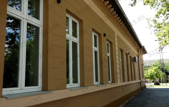 Završena rekonstrukcija fasade Doma kulture u Gakovu 3