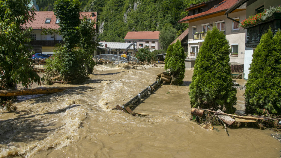 Poplave u Sloveniji