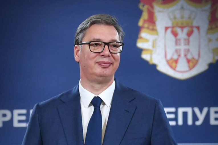 Vučić: Čestitam novoj vladi, borite se snažnije nego ikada za svoju zemlju i narod