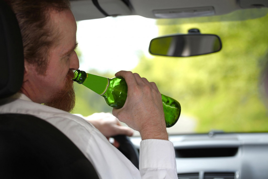 Alkohol i vožnja