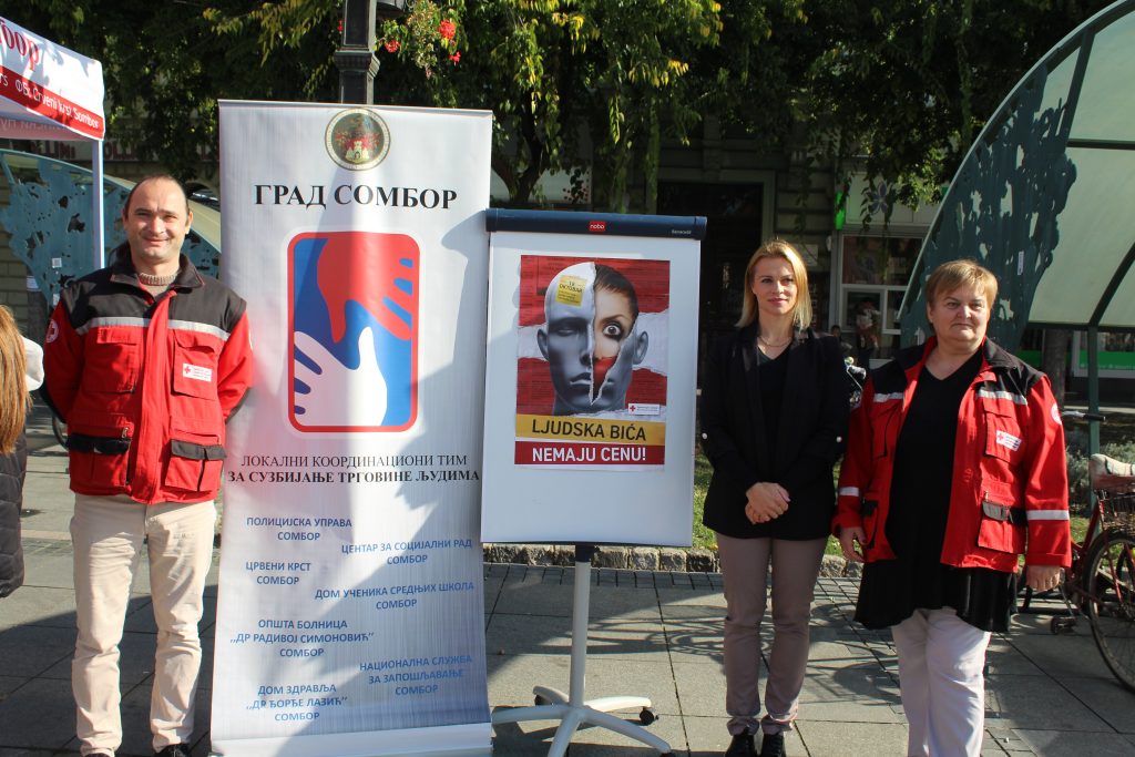 Nizom aktivnosti na Glavnoj ulici obeležen Evropski dan borbe protiv trgovine ljudima 6