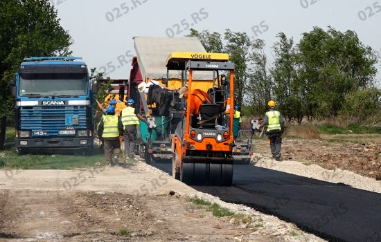 Svilojevo: U toku radovi na asfaltiranju, pri kraju izgradnja biciklističke staze