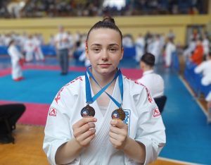 Kristini Kosanović dve medalje na Karate turniru „Kup mladost 2024“