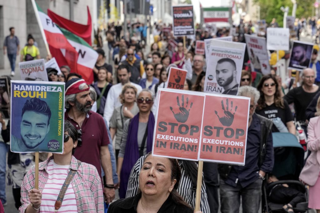 Protesti