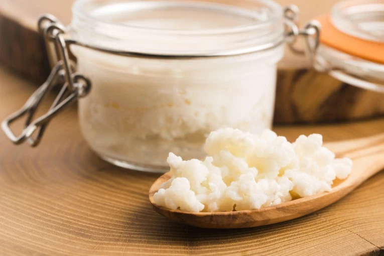 Da li je kefir tajna dobrog zdravlja creva ili samo još jedan prehrambeni mit?