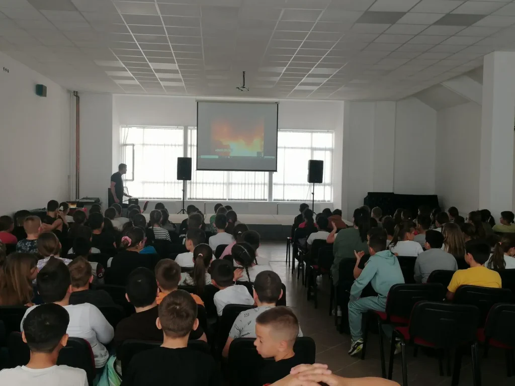 „Zajedno i bezbedno kroz detinjstvo“ u OŠ „Žarko Zrenjanin“