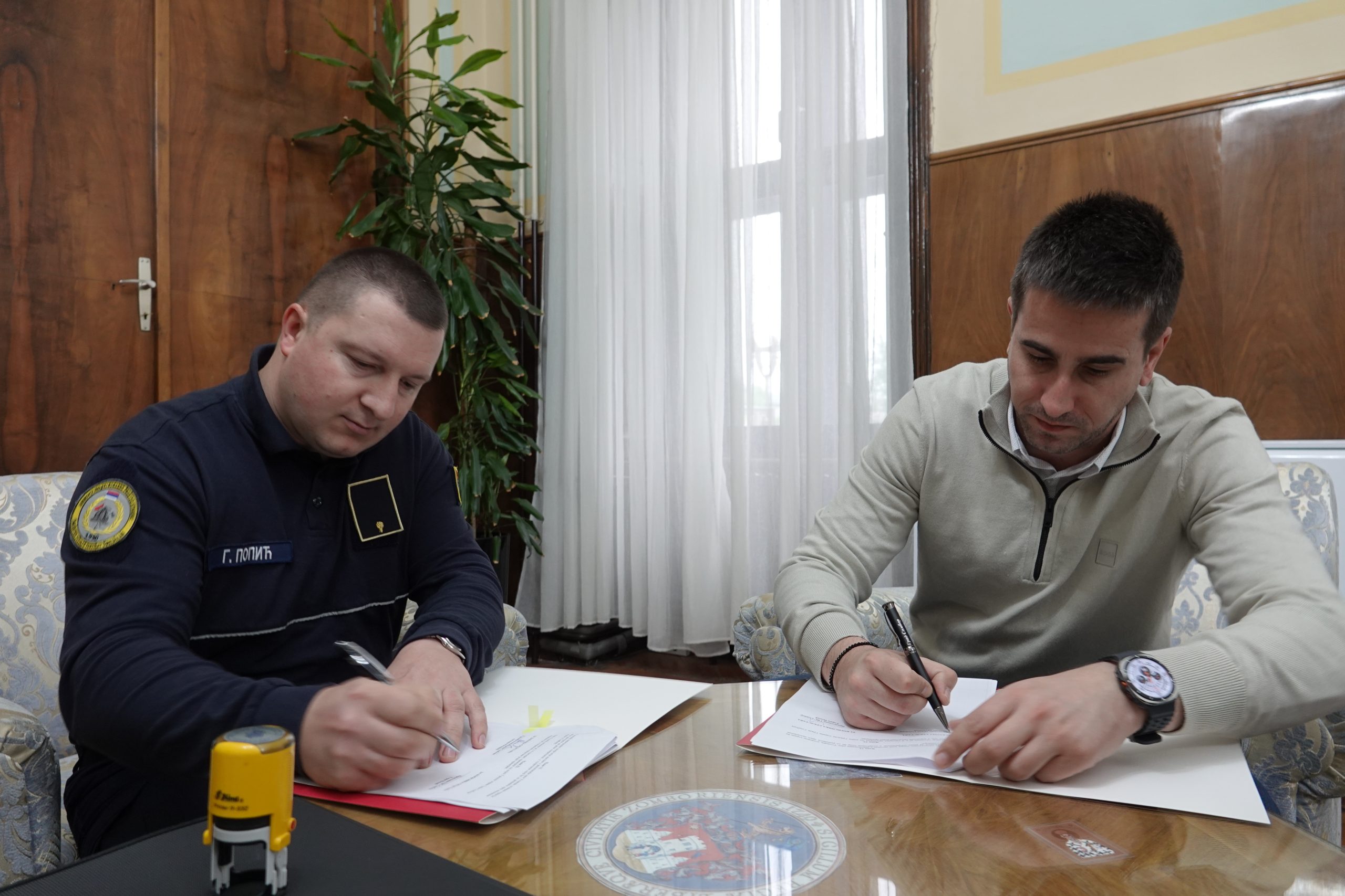 (FOTO) Gradskom vatrogasnom savezu osam miliona dinara