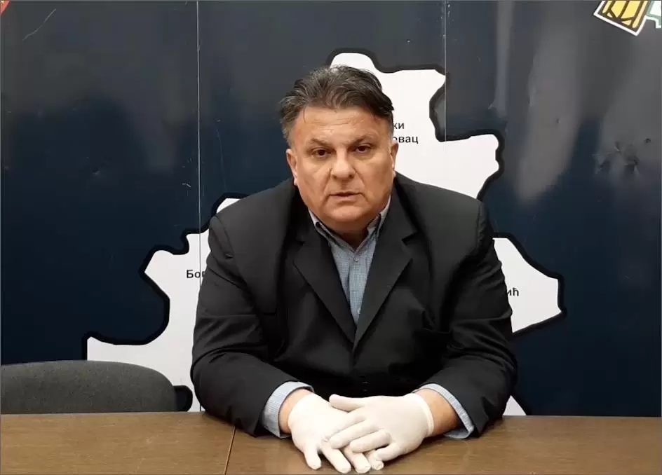 Goran Nikolic podela paketa pomoći
