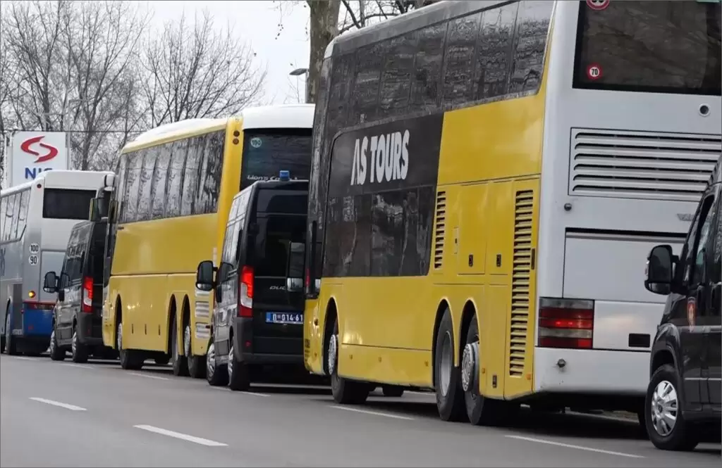 Autobusi