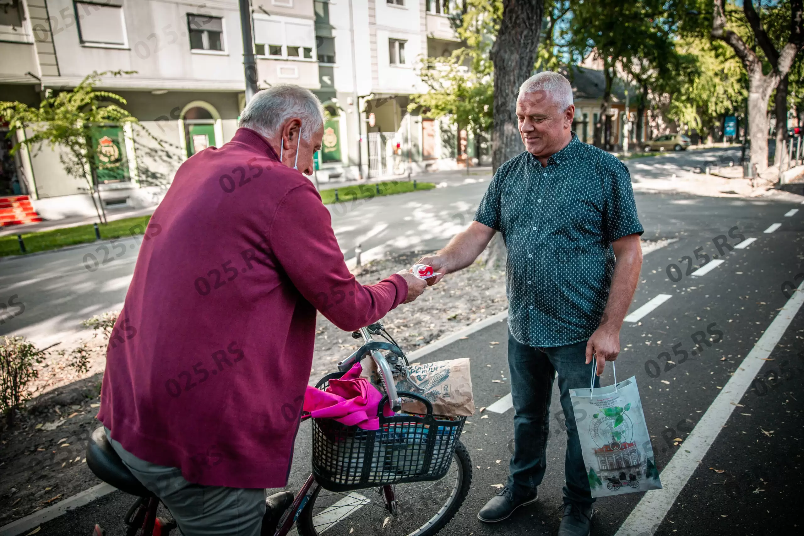 Podela svetla biciklistima
