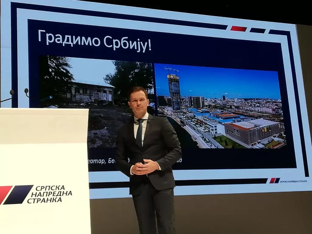 Siniša Mali