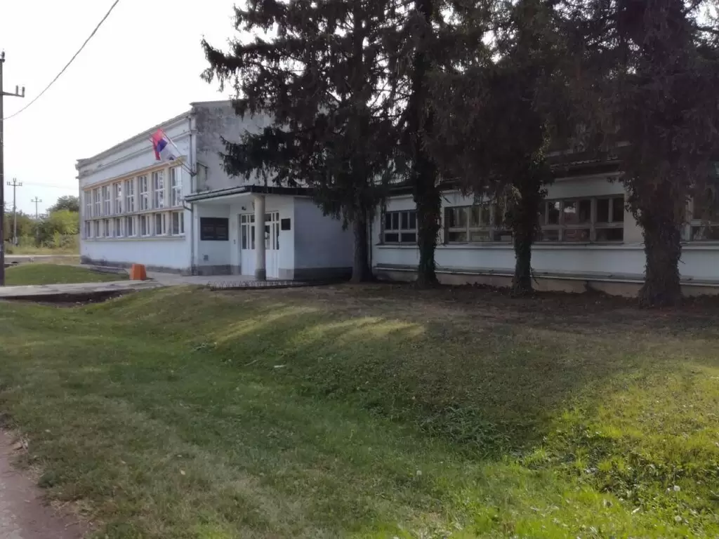 Škola