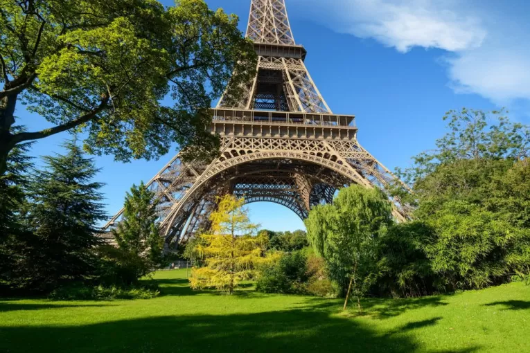 Pariz