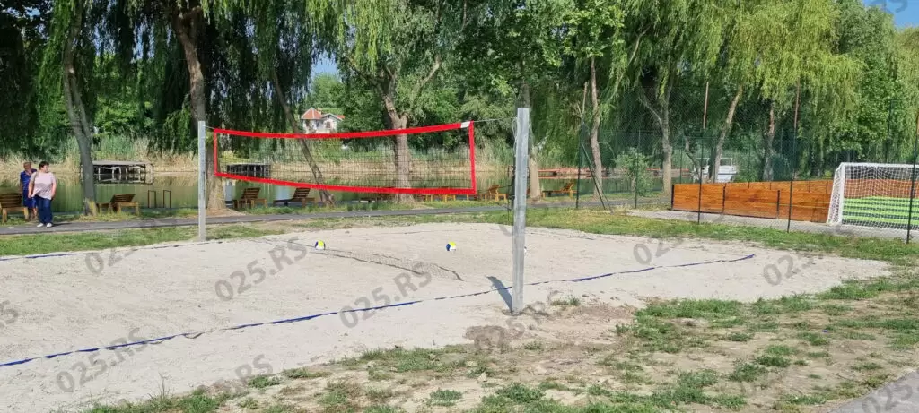 Bezdan, Kanalska obala - teren za odbojku na pesku
