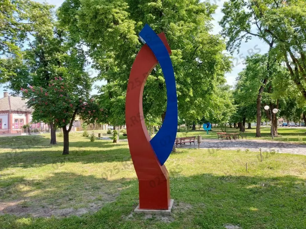 Kulturni centar Apatin - skulptura