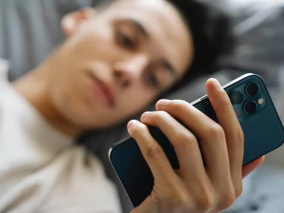 Telefoni