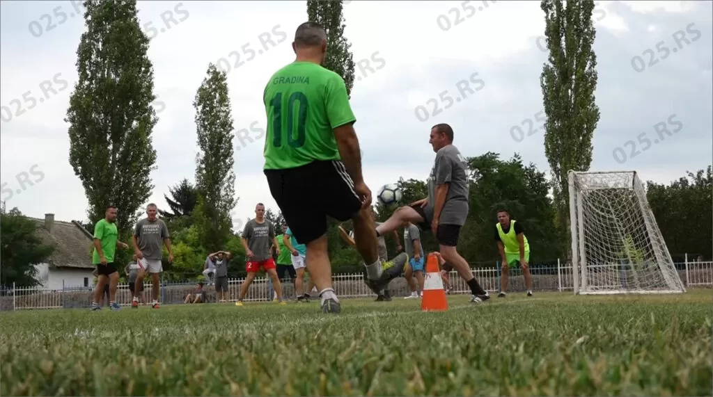 Liga salaša u fudbalu 1