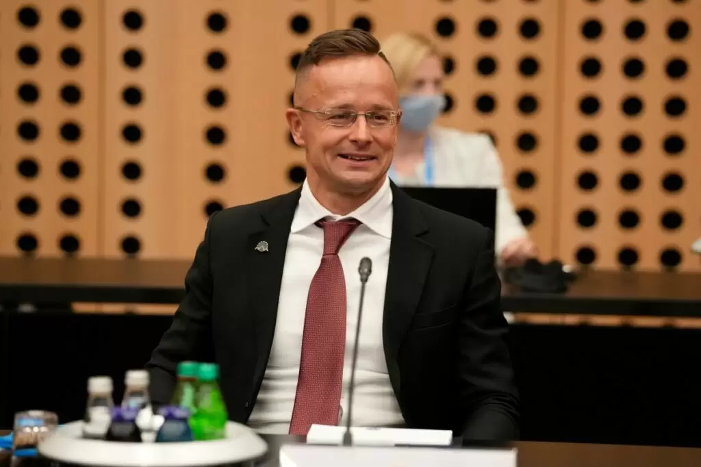 Peter Sijarto - Mađarska