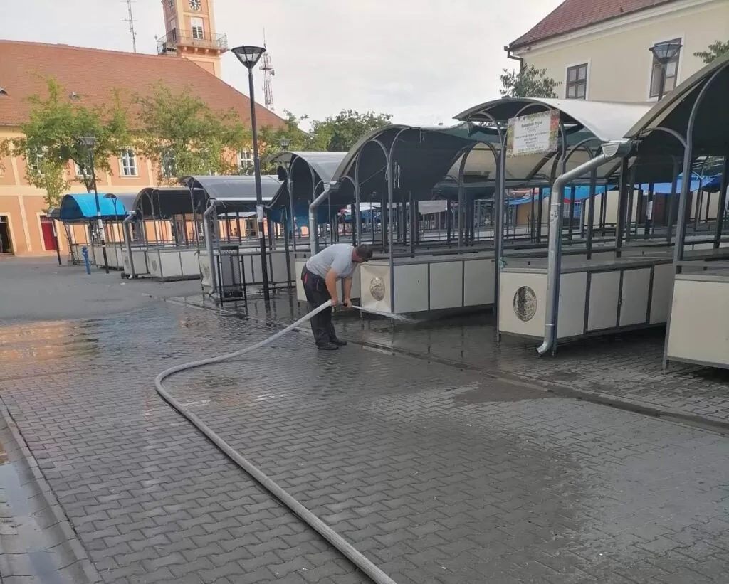 JKP "Prostor" - pijaca u lancima