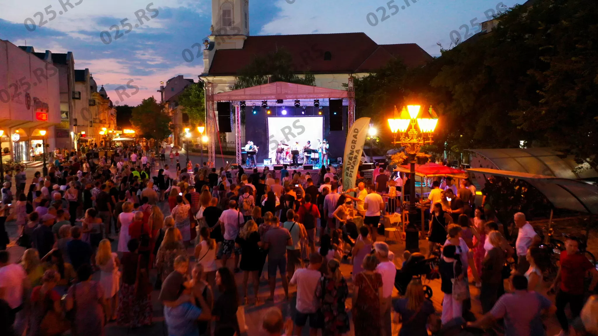 Sombor - "Veče uličnih svirača" 1