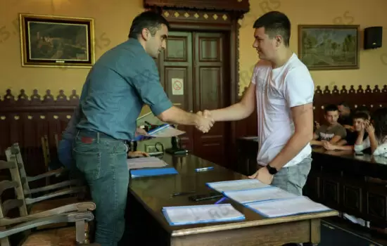 Apatin - potpisivanje stipendija sa sportistima 3