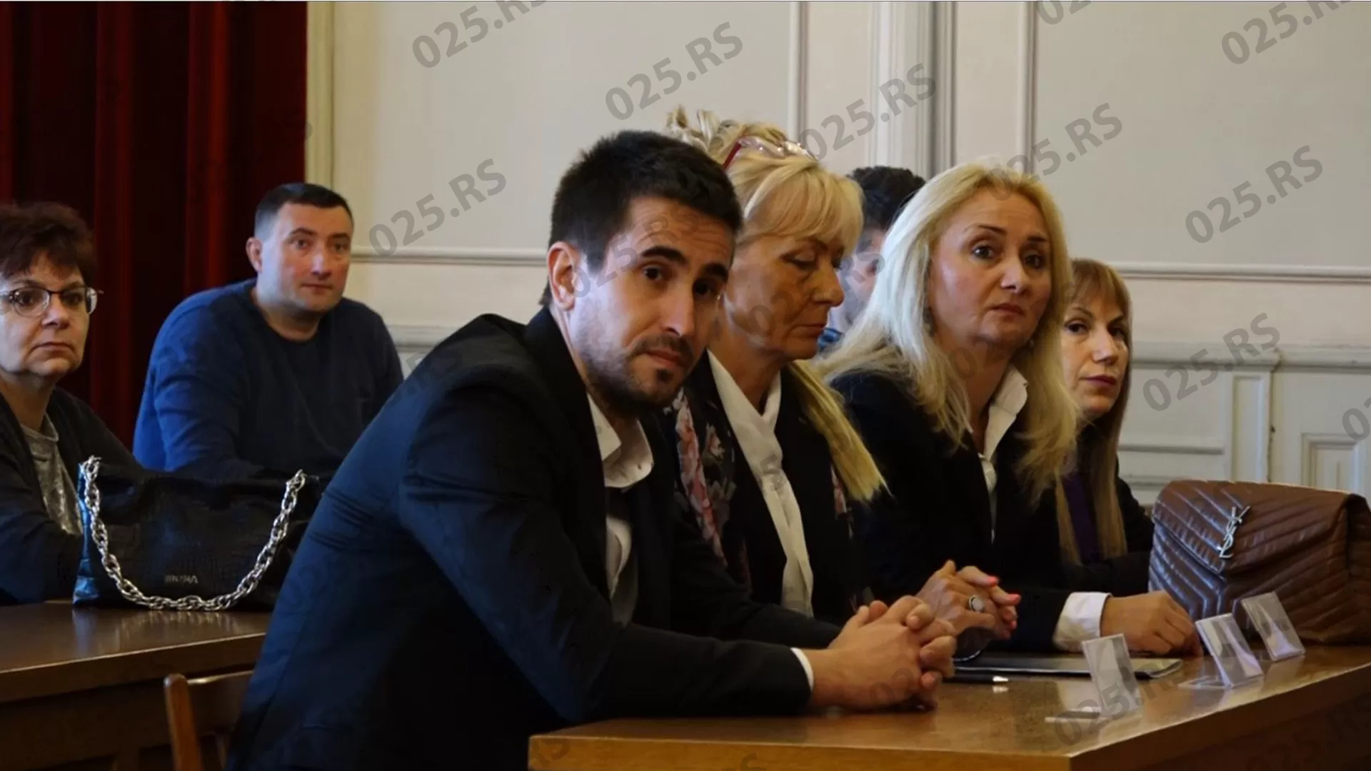 Sombor - dodela ugovora za zapošljavanje 