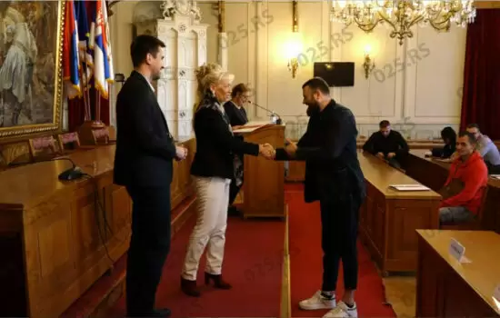 Sombor - dodela ugovora za zapošljavanje 2