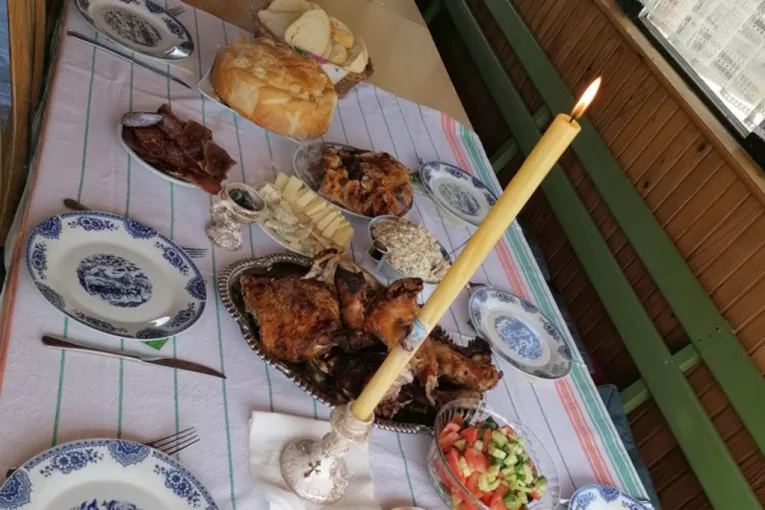 Slavska trpeza