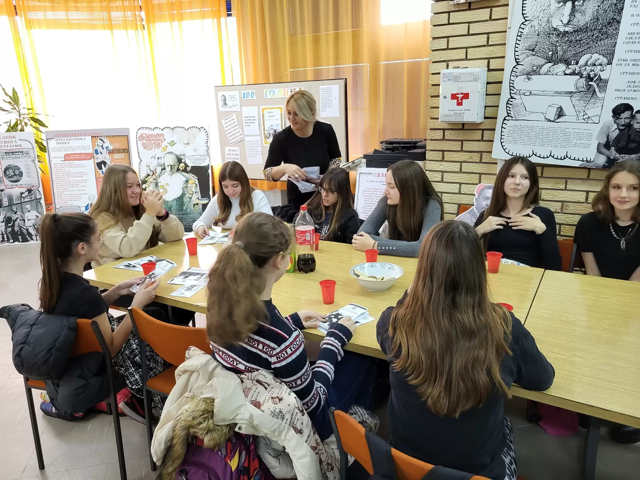 Apatin - Predavanja na temu reproduktivnog zdravlja za devojčice osmih razreda