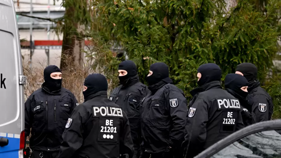 Policija