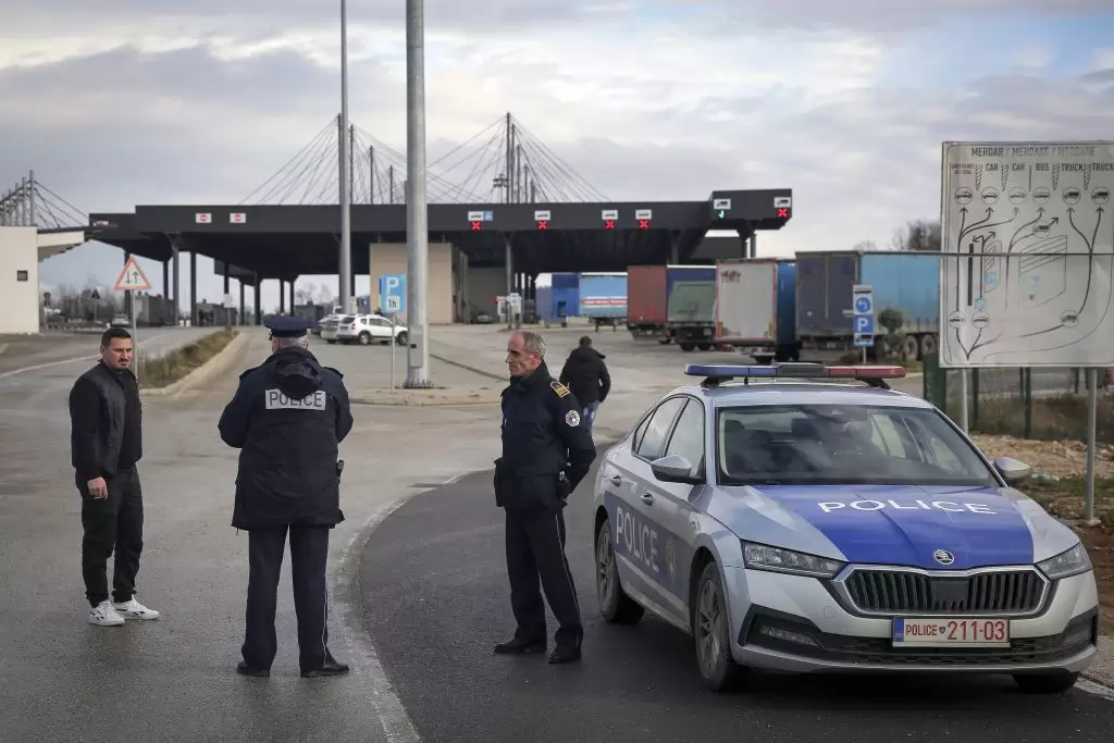 Policija