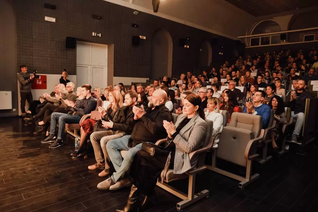 Digitalni bioskop KC 2