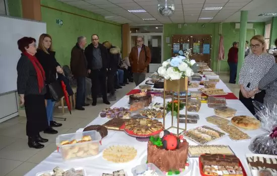 Humanitarna izložba torti i kolača 4