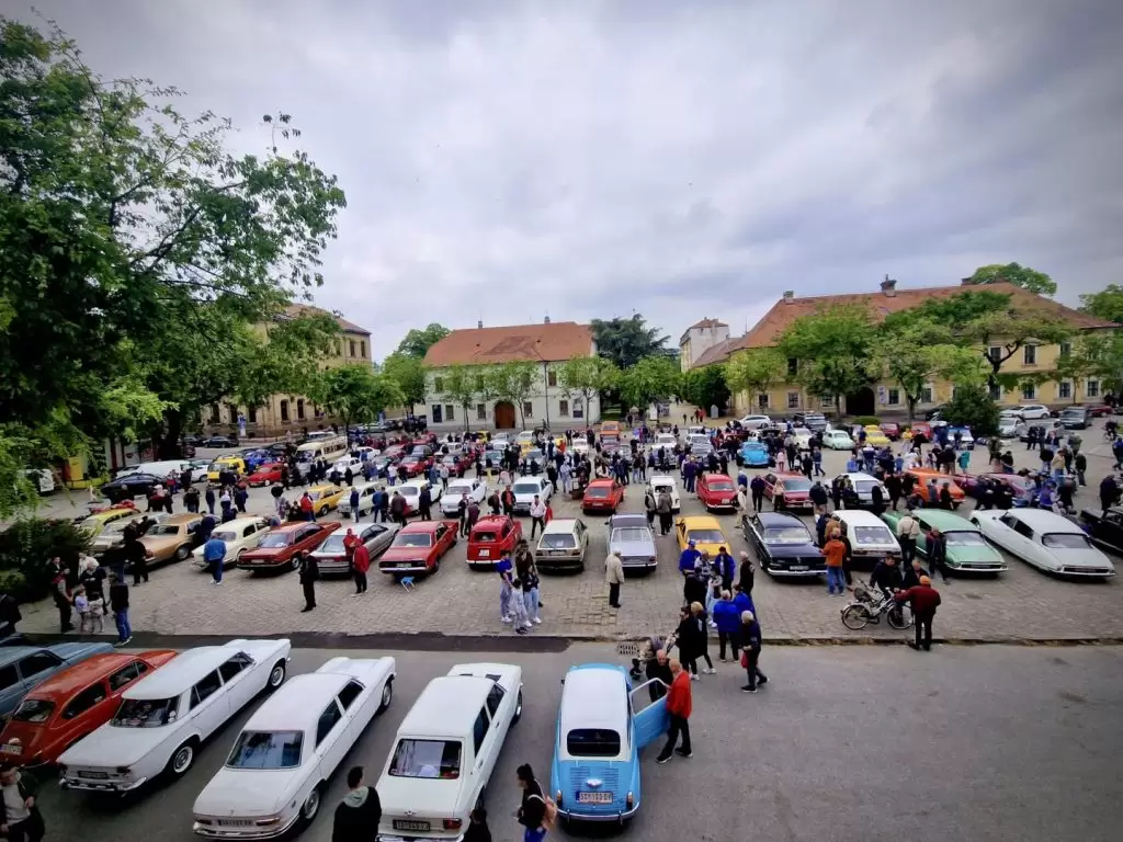 Susret ljubitelja starovremenskih vozila 2