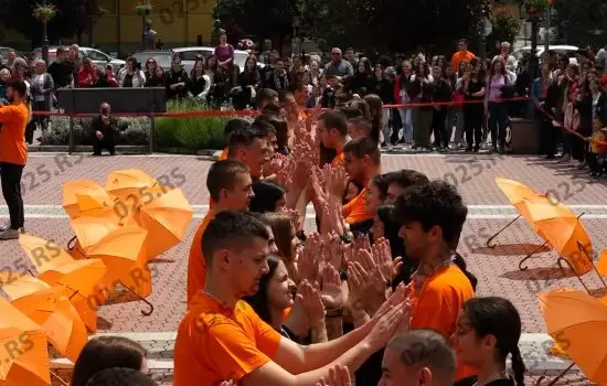 Apatin - ples maturanata6