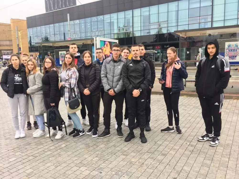 Crvenka - Srednja škola za stručno usavršavanje, učenici