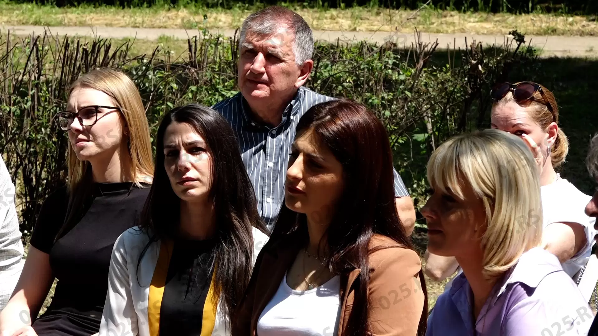 Svetozar Miletić - građani u razgovoru sa Goranom Vesićem 4